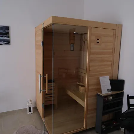 Kosmosuite Con Sauna E Idromassaggio In Lejlighed *