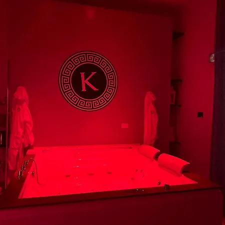 Kosmosuite Con Sauna E Idromassaggio In Apartamento *