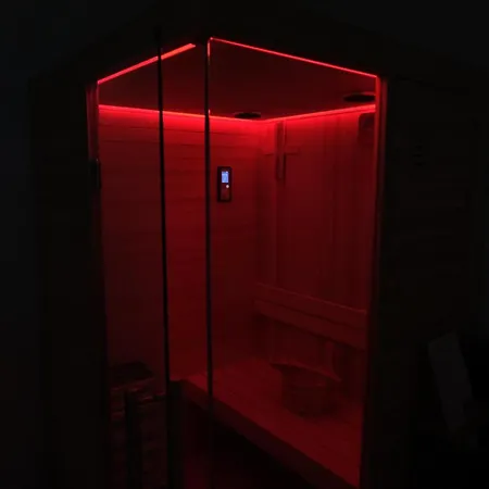 Kosmosuite Con Sauna E Idromassaggio In Lejlighed *