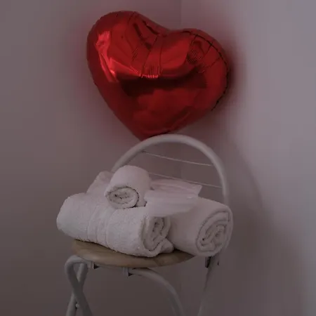Kosmosuite Con Sauna E Idromassaggio In