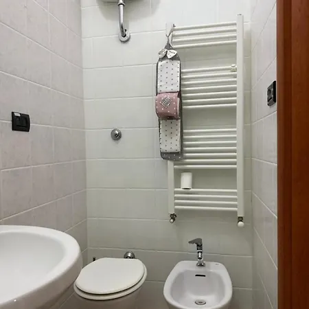 Kosmosuite Con Sauna E Idromassaggio In *