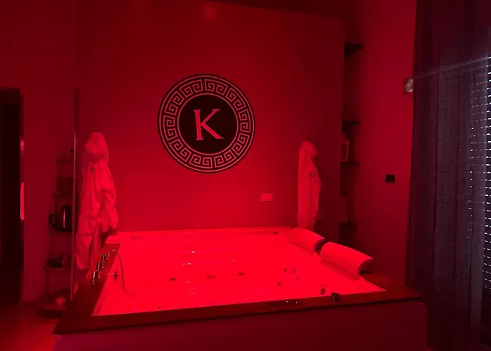 Kosmosuite Con Sauna E Idromassaggio In Appartamento *