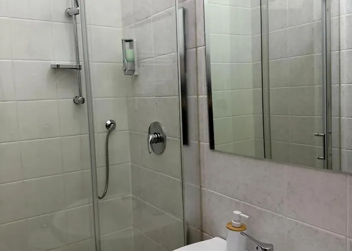 Appartamento Kosmosuite Con Sauna E Idromassaggio In *